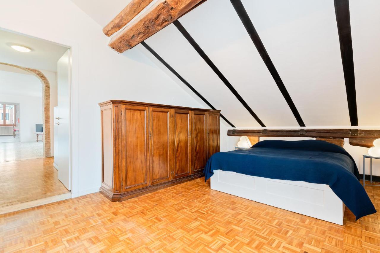 Ponte Di Rialto Penthouse With Panoramic Terrace Apartment Veneţia Exterior foto